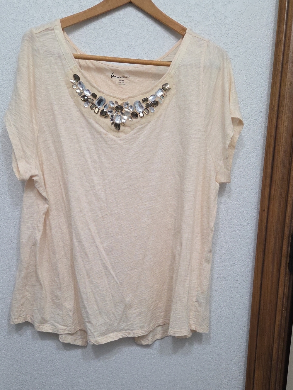 Lane Bryant Light Cream Short Sleeve V-Neck Tee with Jewel Embellishment
